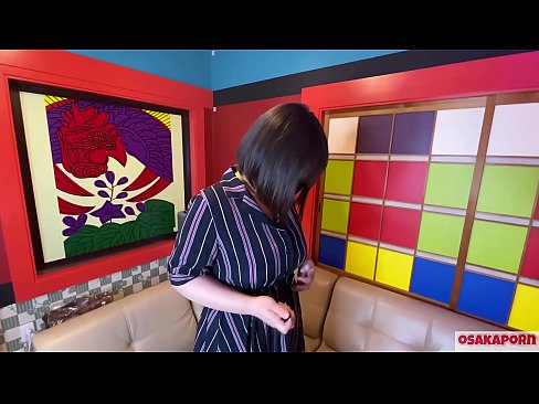 ❤️ Japanesch Cutie mat groussen Titten masturbéiert mat Sexspillsaachen an huet en Orgasmus. Si schwätzt an engem Interview iwwer hir fucking Erfahrung. Riesen Titten an haare Muschi krauchen haart. Osakaporn ️ Anal Video op lb.tubesexer-com.ru ❌❤